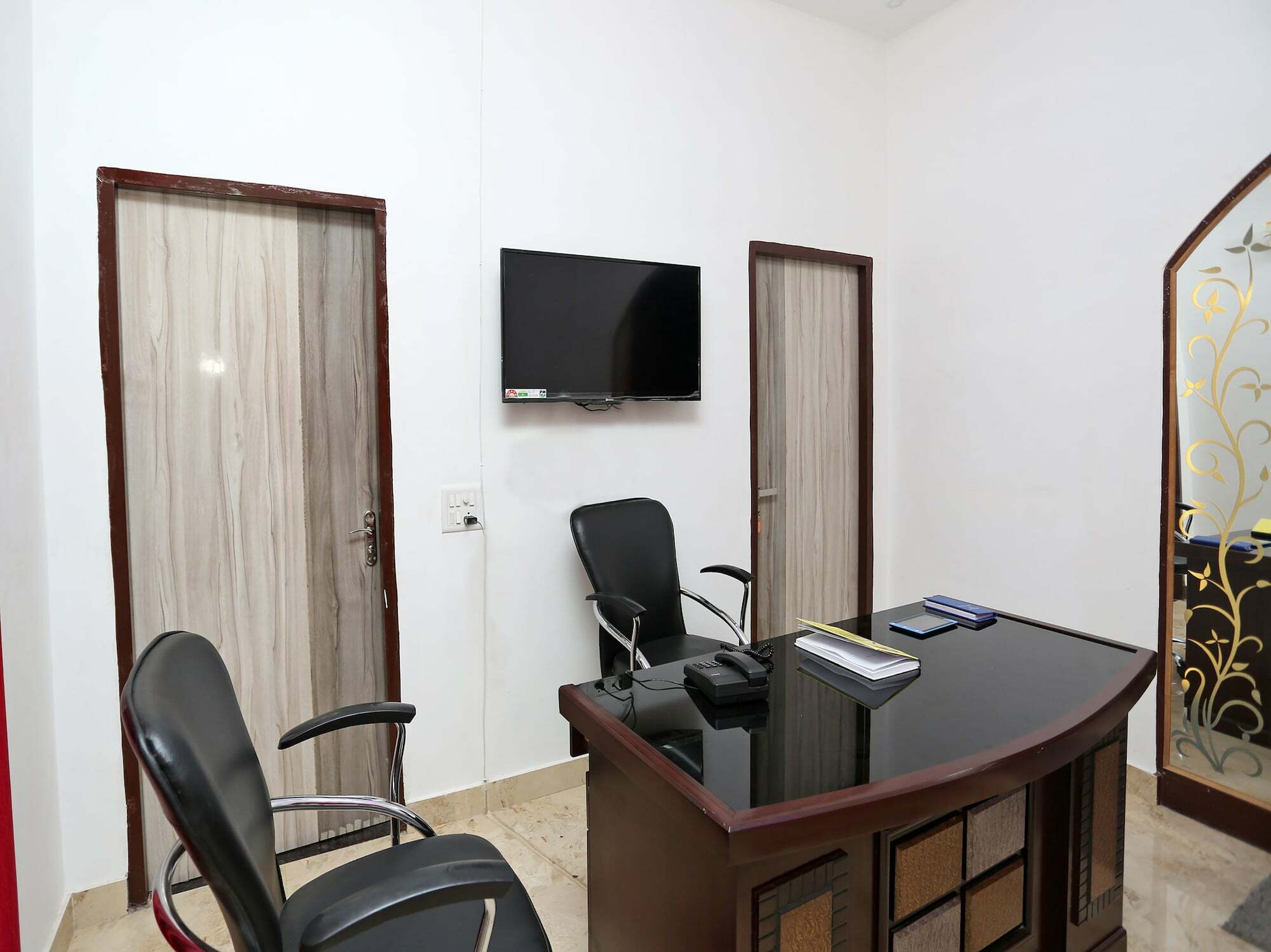 Hotel Rest Palace آغْرا المظهر الخارجي الصورة