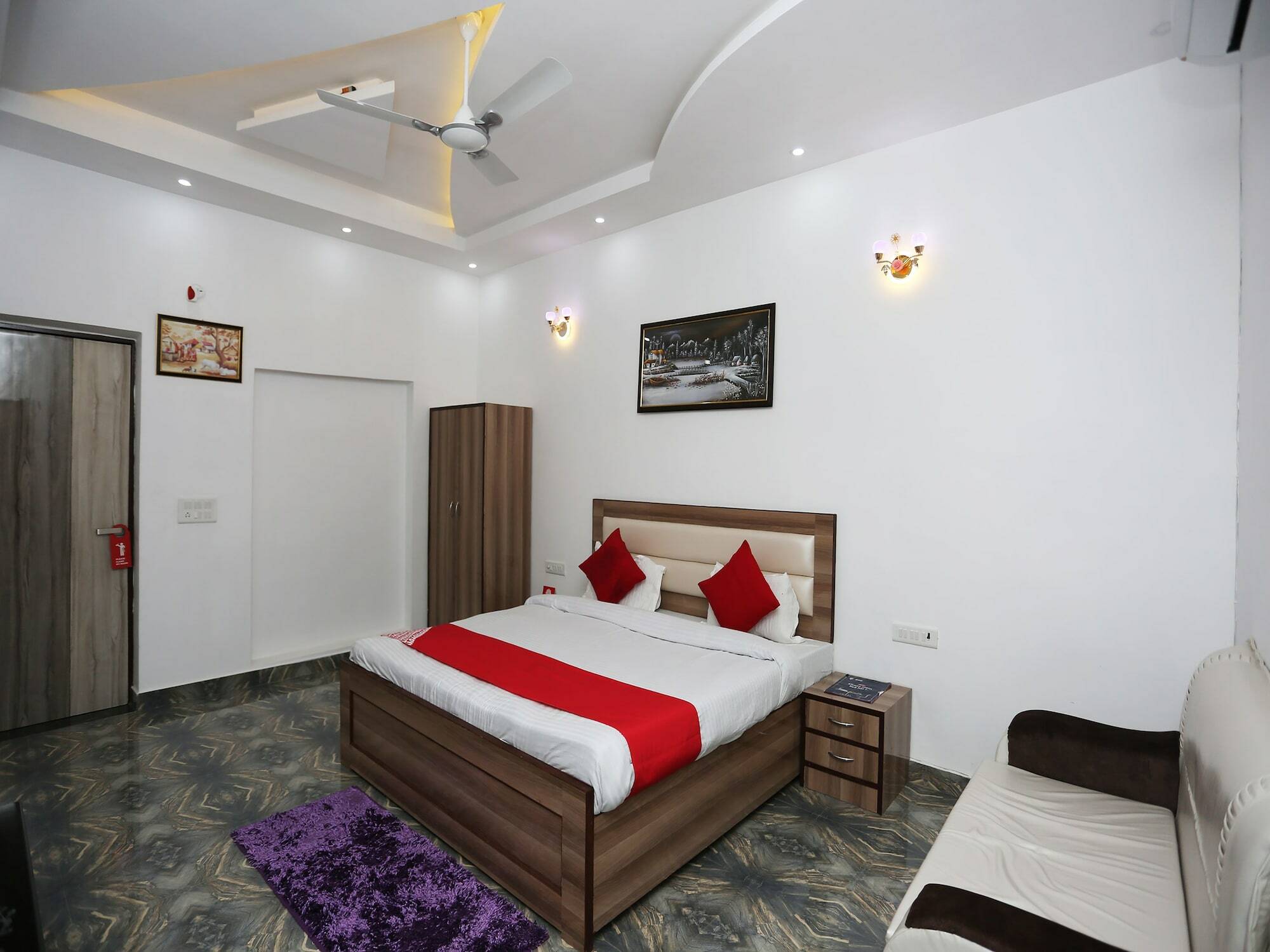Hotel Rest Palace آغْرا المظهر الخارجي الصورة