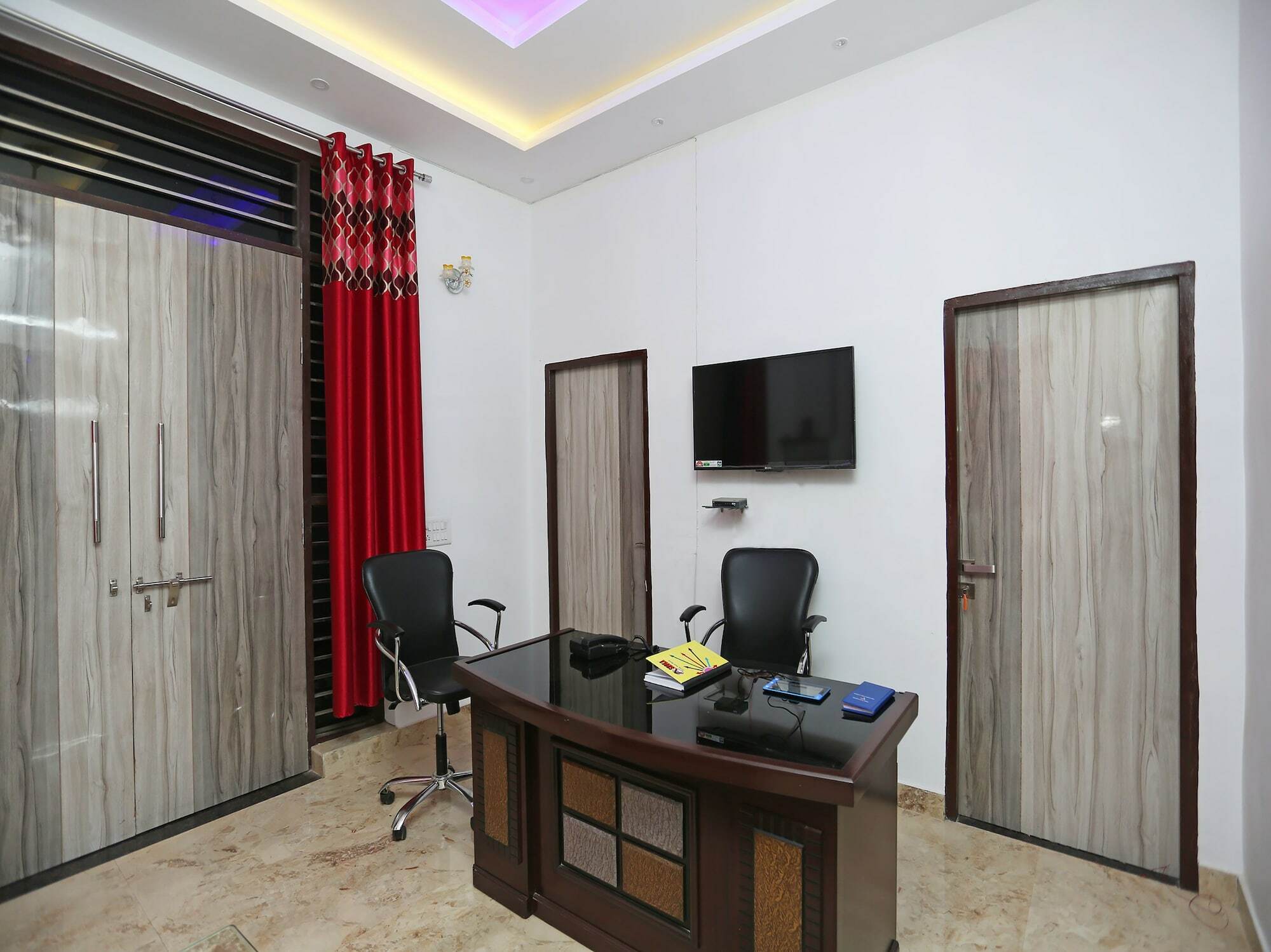 Hotel Rest Palace آغْرا المظهر الخارجي الصورة