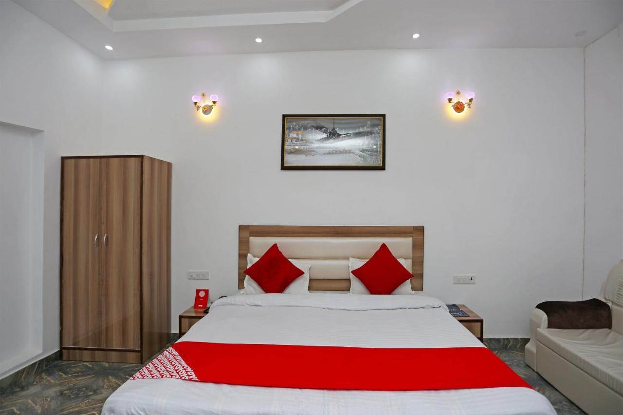 Hotel Rest Palace آغْرا المظهر الخارجي الصورة