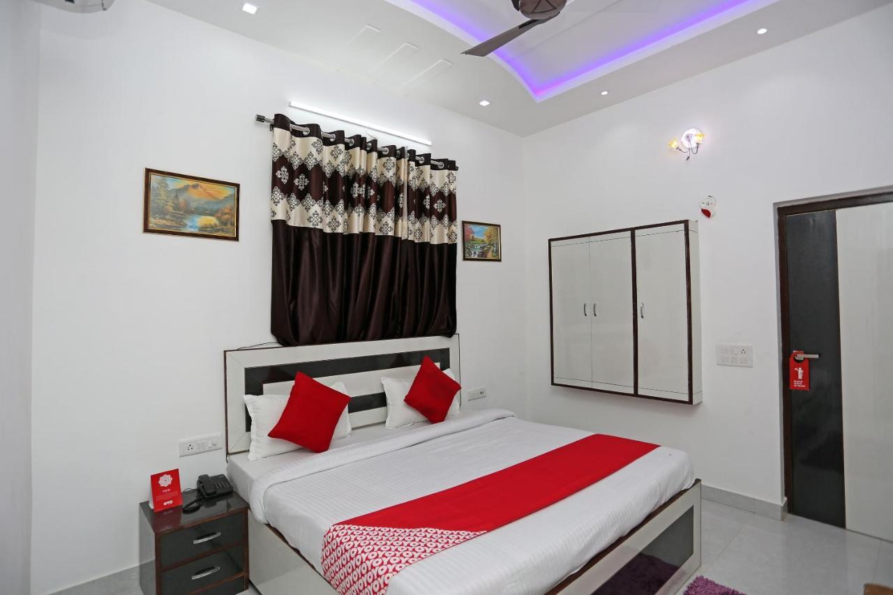 Hotel Rest Palace آغْرا المظهر الخارجي الصورة